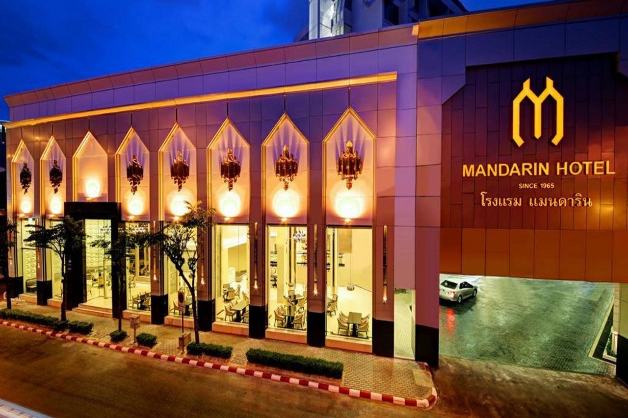 Mandarin Hotel Managed By Centre Point Bangkok Exterior foto